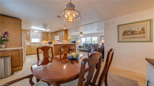 3033 Bounty LN, St. James City, FL 33956