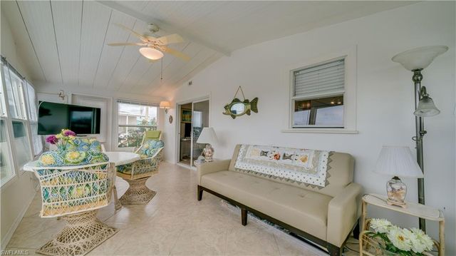 3033 Bounty LN, St. James City, FL 33956