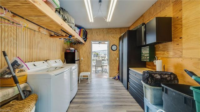 3033 Bounty LN, St. James City, FL 33956