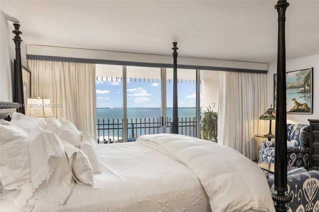 2 Grove Isle Drive B1109, Coconut Grove, FL 33133