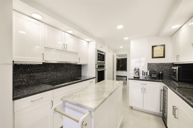 2 Grove Isle Drive B1109, Coconut Grove, FL 33133