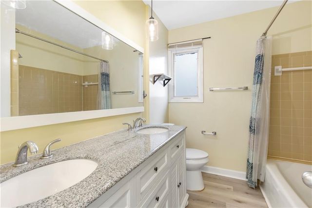 264 Jones Drive, Roswell, GA 30075