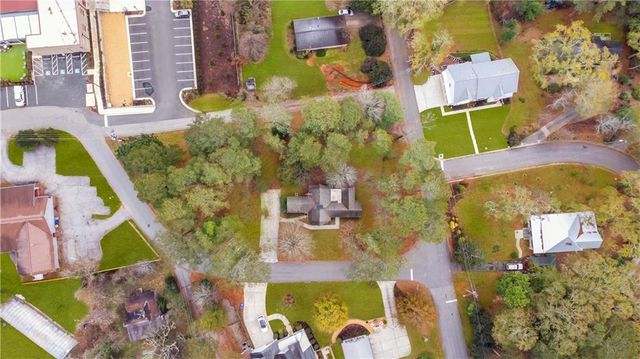 264 Jones Drive, Roswell, GA 30075