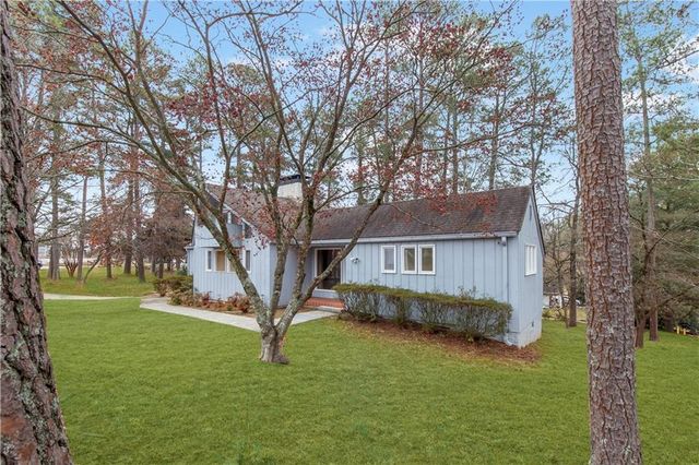 264 Jones Drive, Roswell, GA 30075