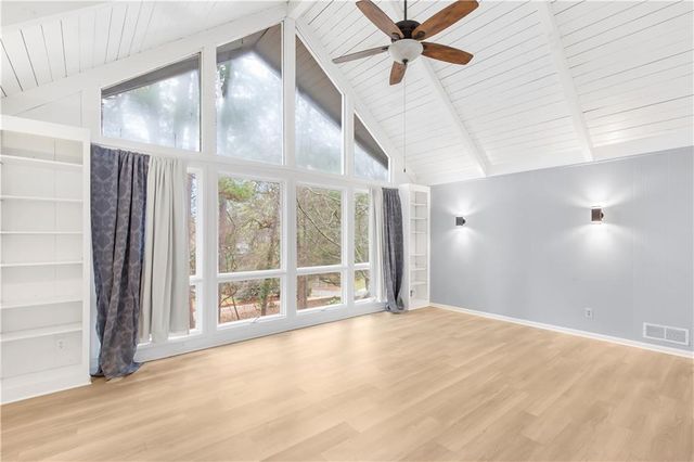 264 Jones Drive, Roswell, GA 30075