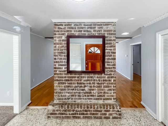 9206 Sharpview Drive, Houston, TX 77036