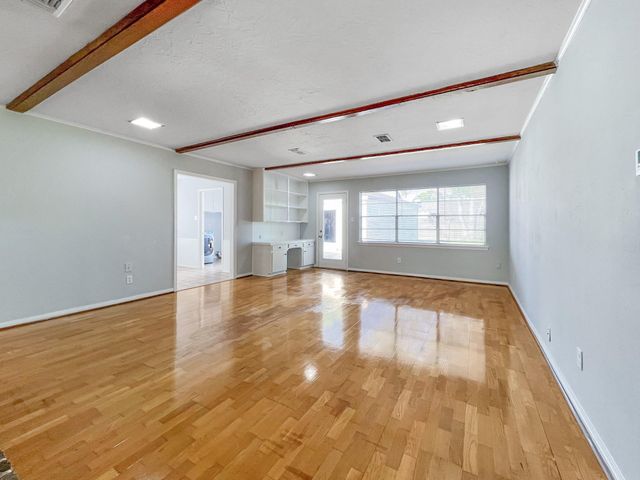 9206 Sharpview Drive, Houston, TX 77036