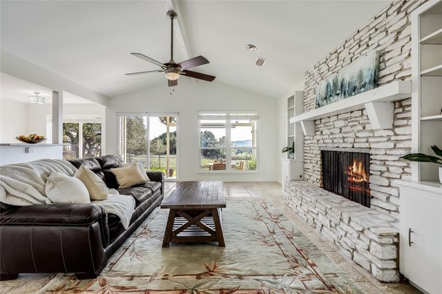 2802 Douglas CV, Lago Vista, TX 78645