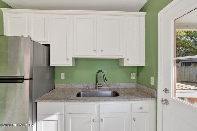 2618 BAYVIEW Road, Jacksonville, FL 32210
