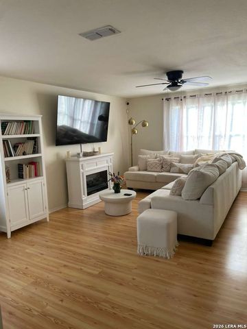 10419 TIGER FLD, San Antonio, TX 78251