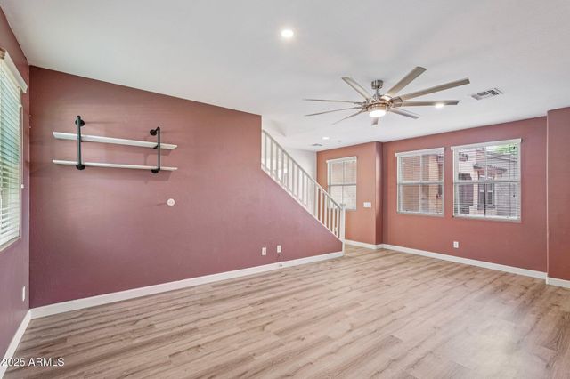 7722 W PIPESTONE Place, Phoenix, AZ 85035