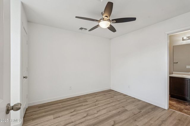 7722 W PIPESTONE Place, Phoenix, AZ 85035