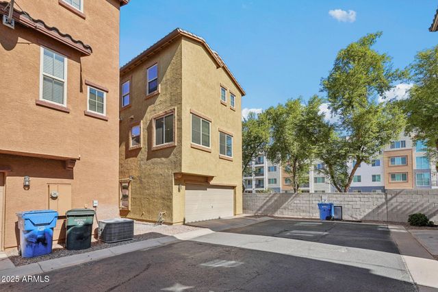 7722 W PIPESTONE Place, Phoenix, AZ 85035