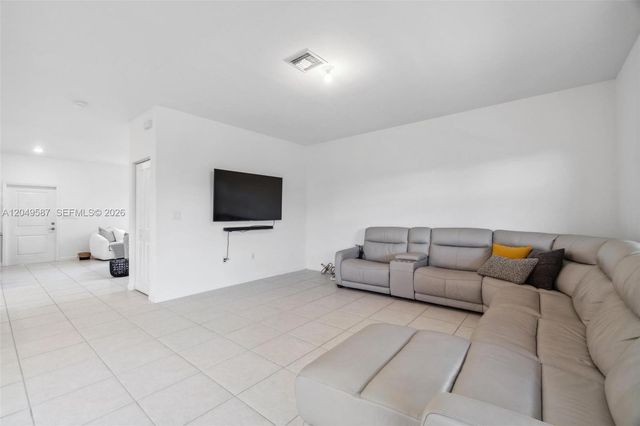 24242 SW 119th Pl, Homestead, FL 33032