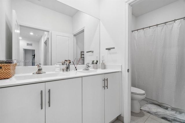 24242 SW 119th Pl, Homestead, FL 33032