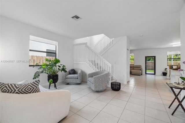 24242 SW 119th Pl, Homestead, FL 33032
