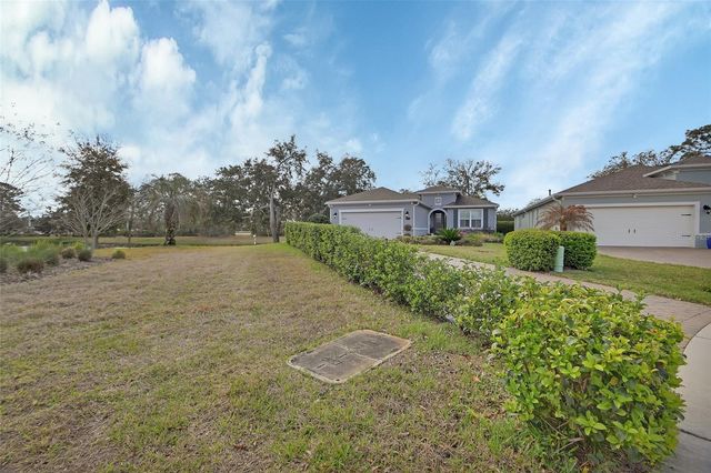 245 OLD MOSS CIRCLE, Deland, FL 32724