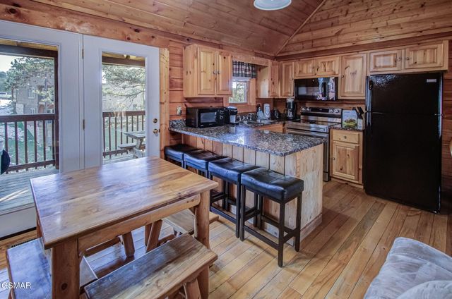 1528 Rainbow Ridge Way, Sevierville, TN 37862