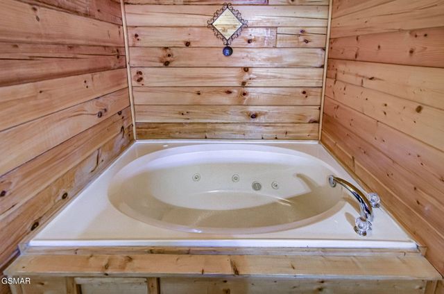 1528 Rainbow Ridge Way, Sevierville, TN 37862