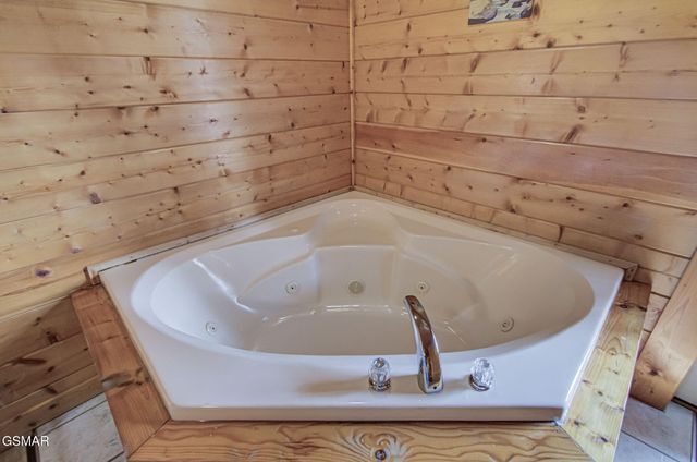 1528 Rainbow Ridge Way, Sevierville, TN 37862