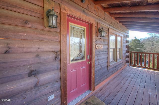 1528 Rainbow Ridge Way, Sevierville, TN 37862