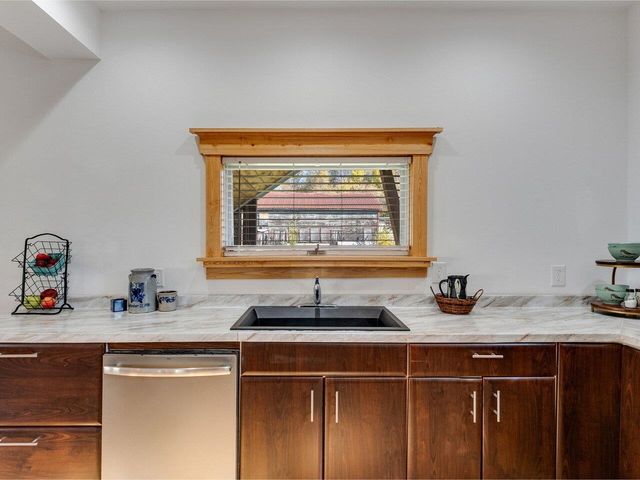 42 Depot Street, Hardwick, VT 05843