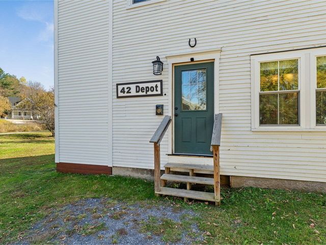 42 Depot Street, Hardwick, VT 05843