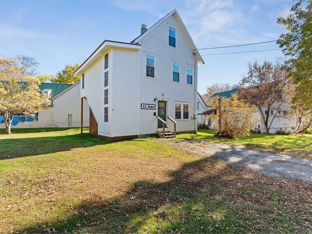 42 Depot Street, Hardwick, VT 05843