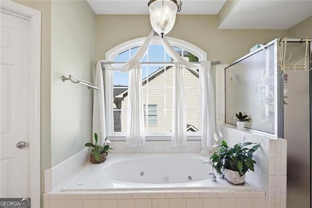 5304 Vinings Lake View SW, Mableton, GA 30126