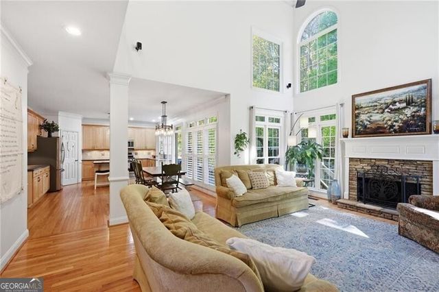 5304 Vinings Lake View SW, Mableton, GA 30126