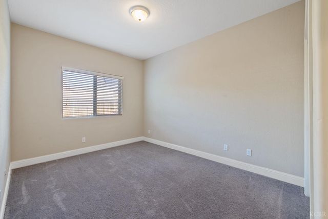 2006 W Hopkins Way, Hanford, CA 93230