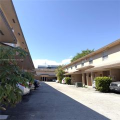 451 NE 136th St III314, North Miami, FL 33161