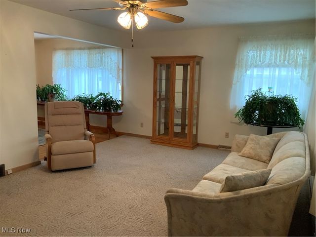 3934 Frazer Avenue NW, Canton, OH 44709