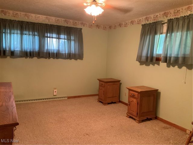 3934 Frazer Avenue NW, Canton, OH 44709