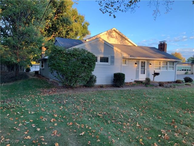 3934 Frazer Avenue NW, Canton, OH 44709