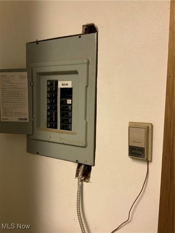 3934 Frazer Avenue NW, Canton, OH 44709