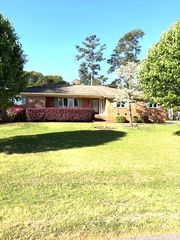 612 Santee Drive, Santee, SC 29142