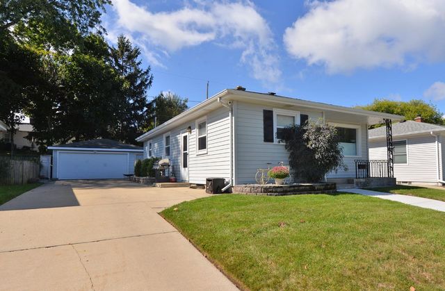 1818 Neptune AVENUE, Racine, WI 53404
