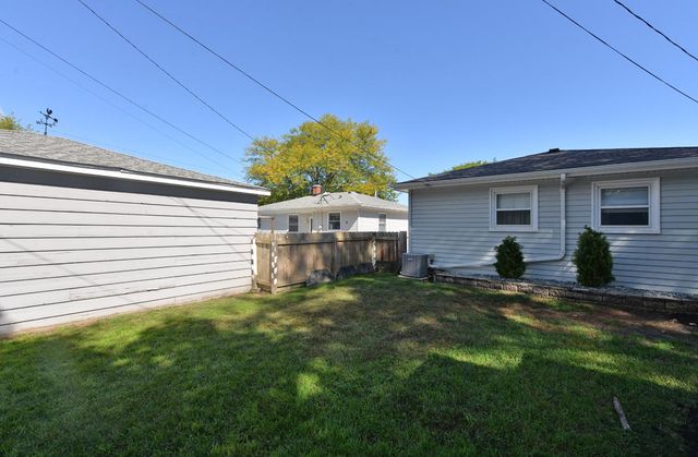 1818 Neptune AVENUE, Racine, WI 53404