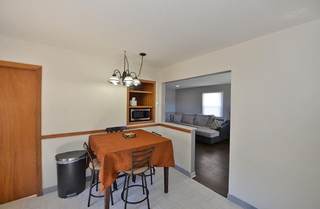 1818 Neptune AVENUE, Racine, WI 53404