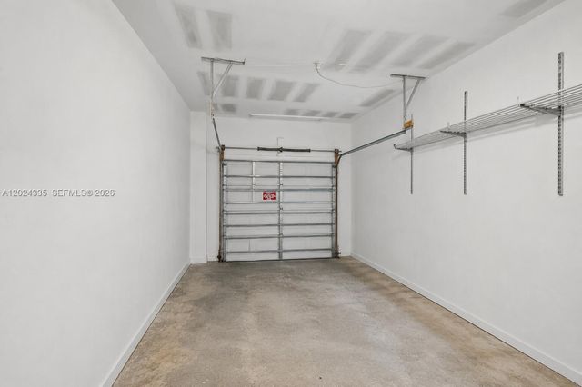 8121 NW 108th Pl, Doral, FL 33178