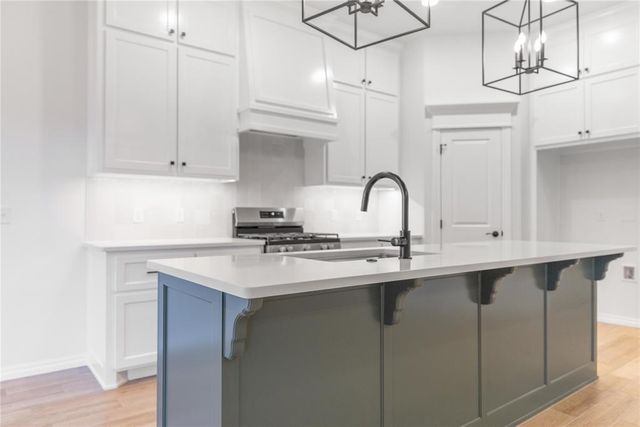 9233 NW 87th Street, Yukon, OK 73099