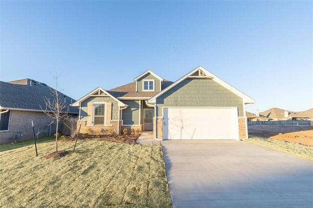 9233 NW 87th Street, Yukon, OK 73099