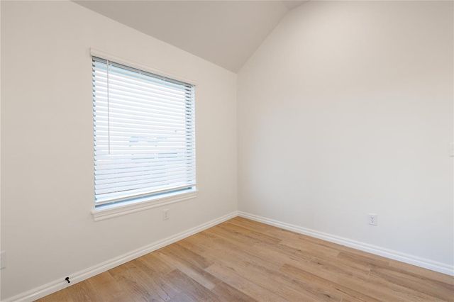 9233 NW 87th Street, Yukon, OK 73099