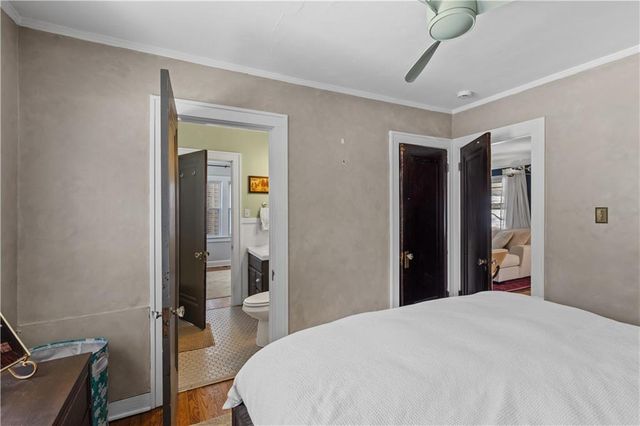 5001 Troostwood Road, Kansas City, MO 64110