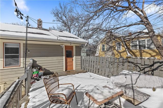 5001 Troostwood Road, Kansas City, MO 64110