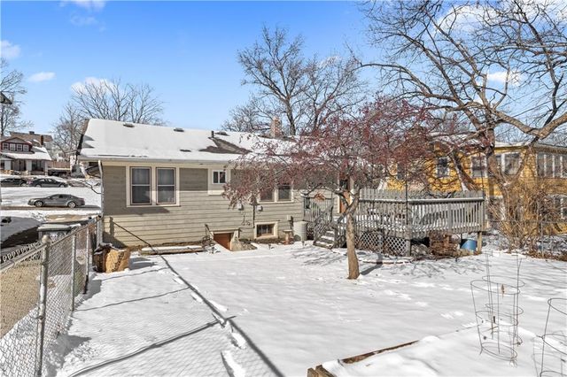 5001 Troostwood Road, Kansas City, MO 64110