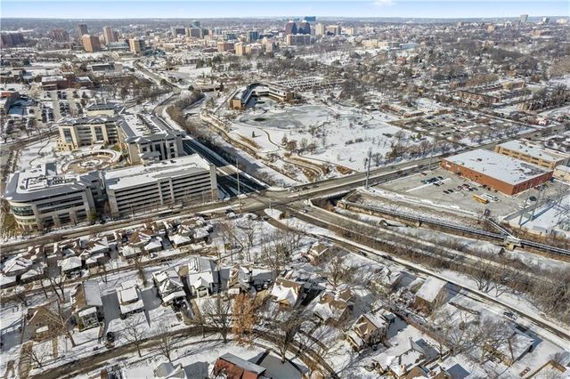 5001 Troostwood Road, Kansas City, MO 64110