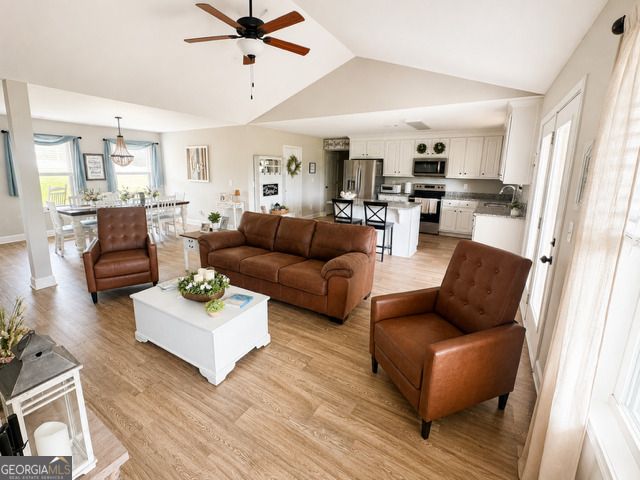 142 Peach Lane, Royston, GA 30662
