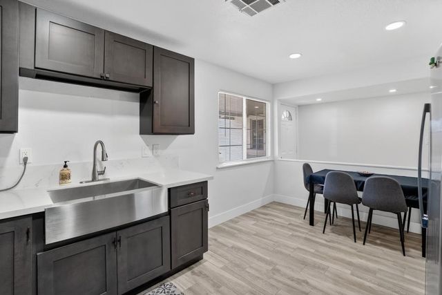 7219 10th St, Rio Linda, CA 95673